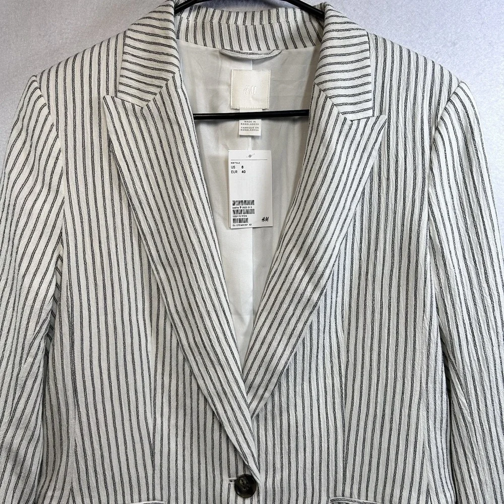 H&M Women's Blazer Preppy Black And White Pin Striped Size 8 NWT